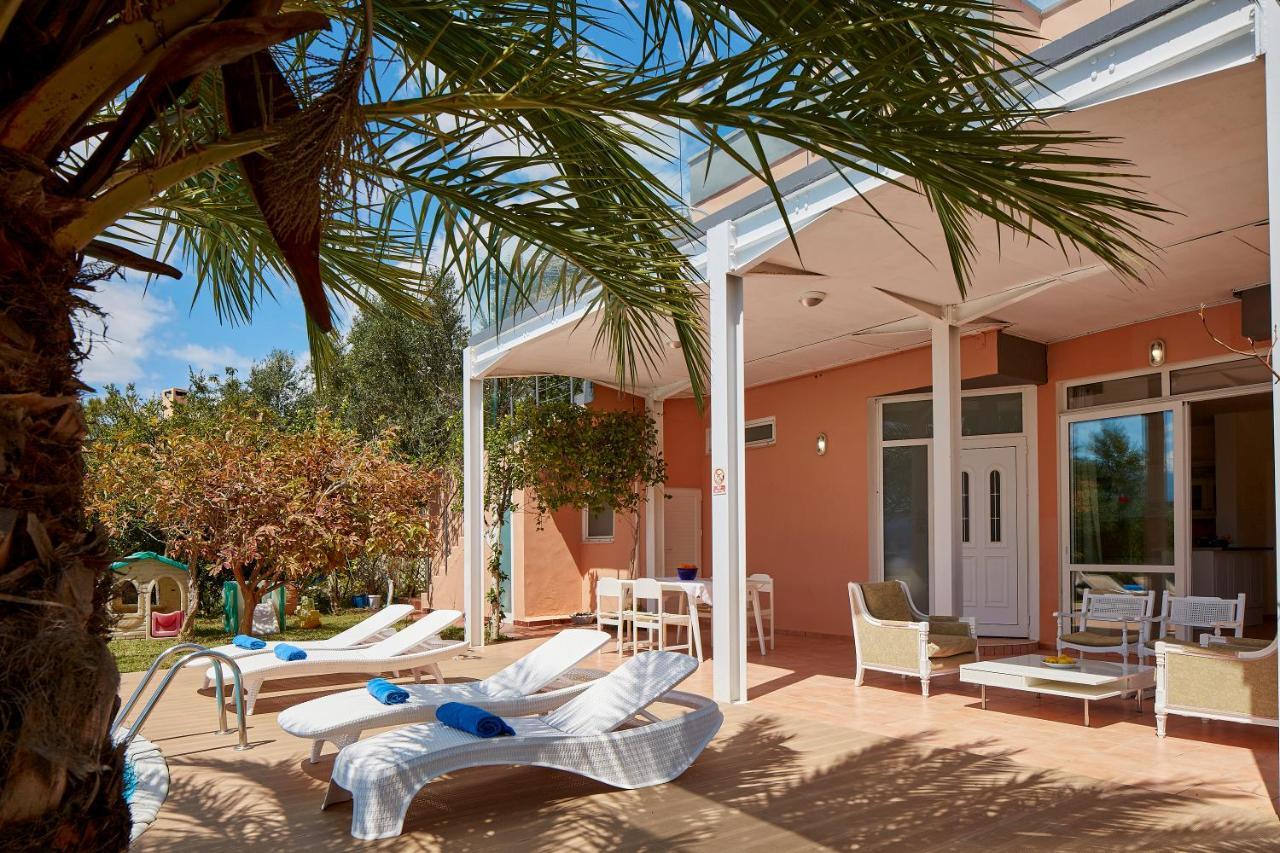 Villa Seafront Longobardi Chania (Crete)