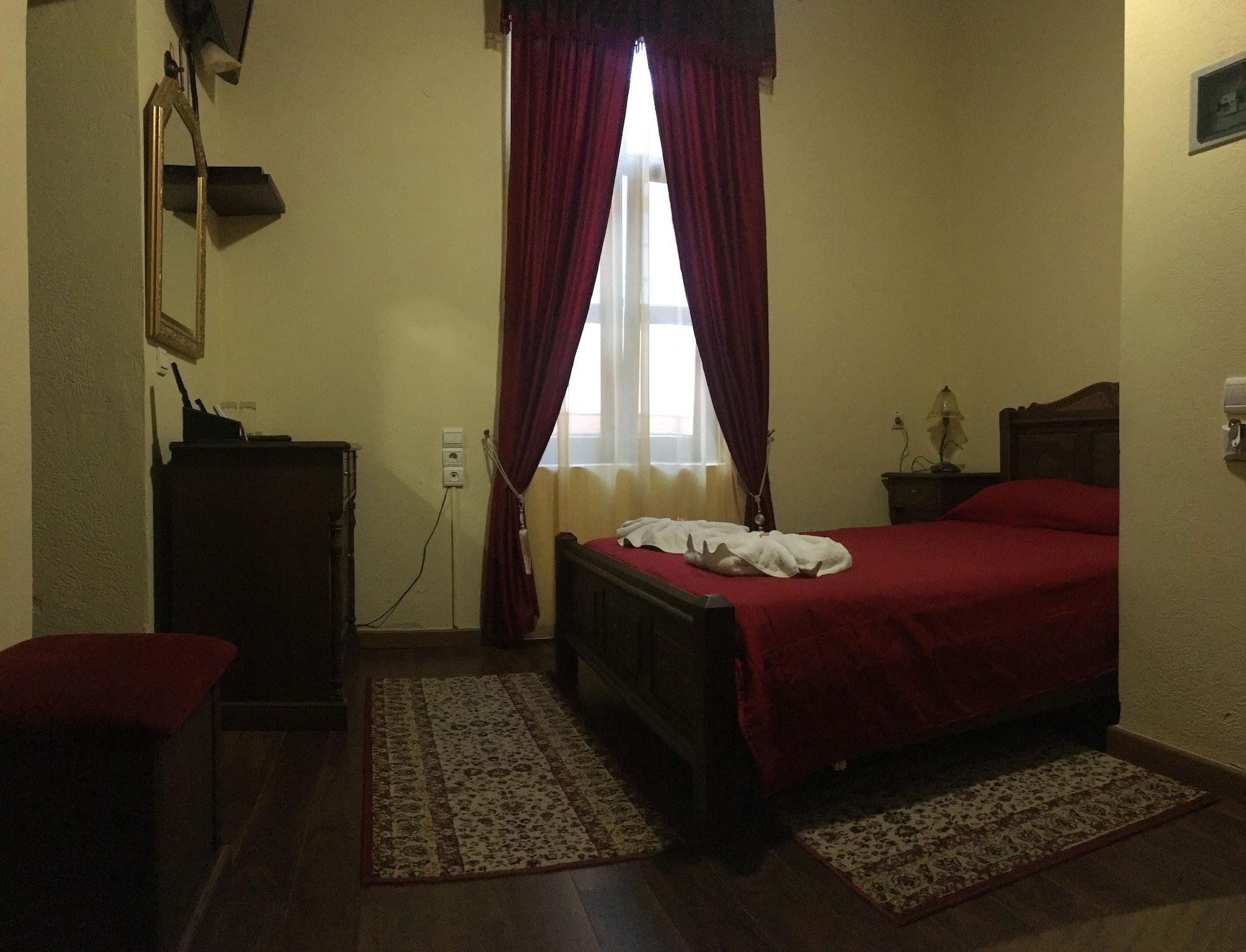 Porto Del Colombo Traditional Boutique