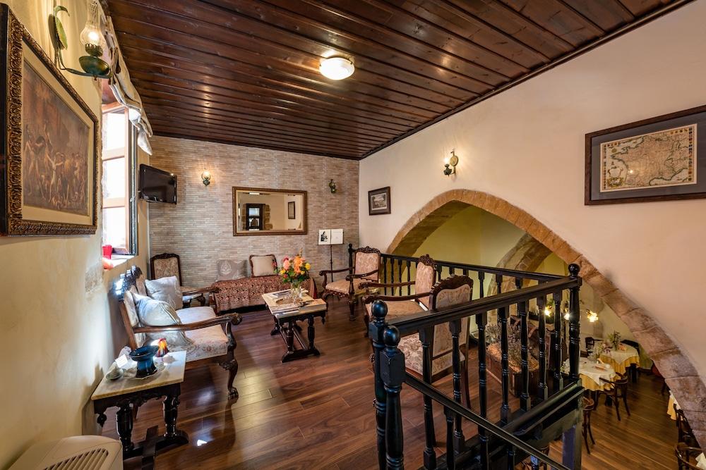Porto Del Colombo Traditional Boutique 4*