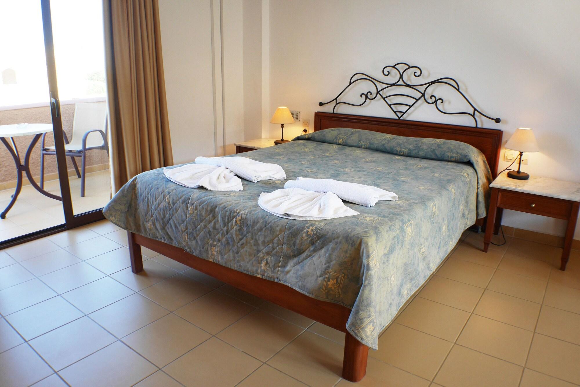 Areti Aparthotel