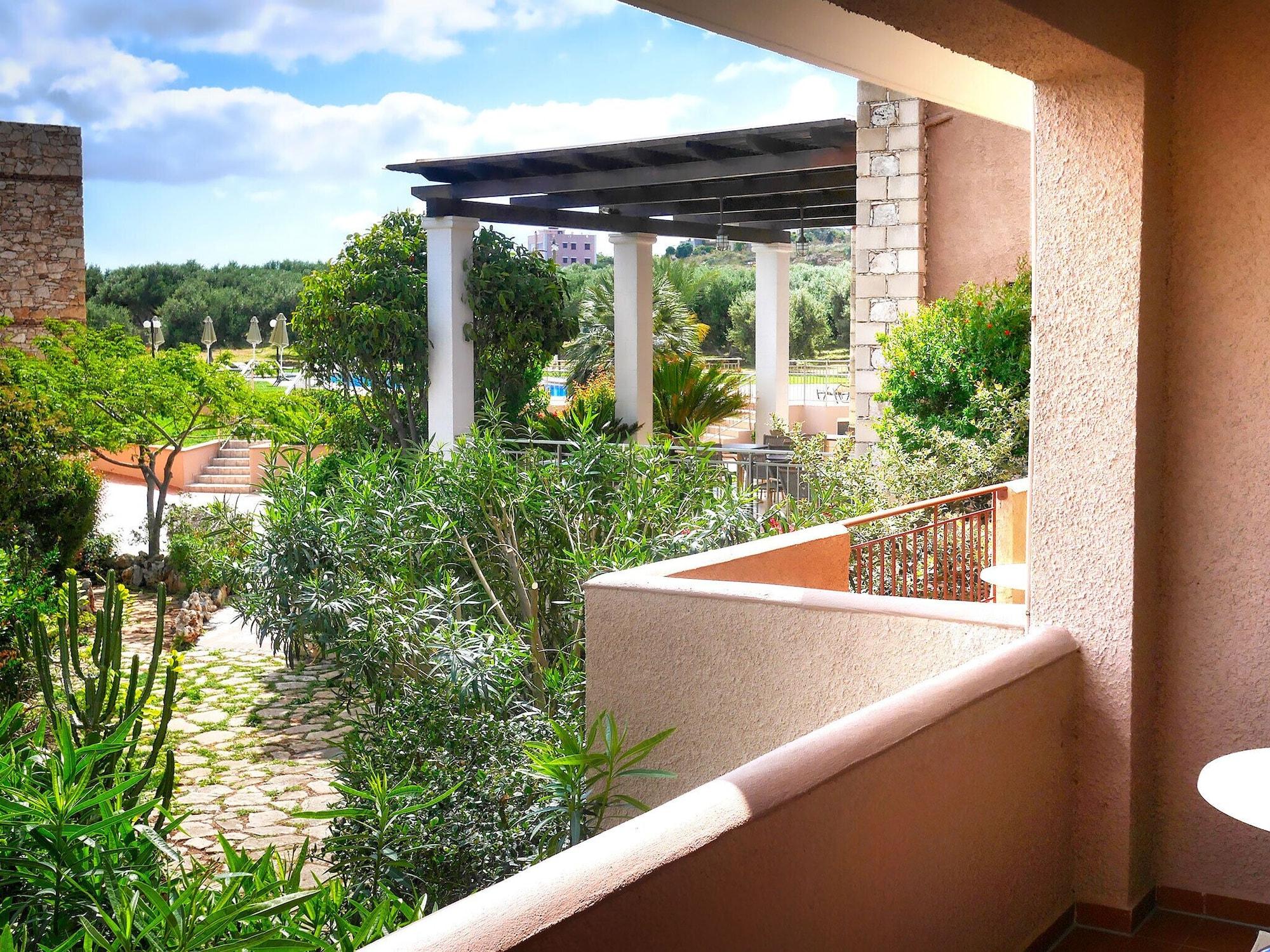 Areti Aparthotel 2*