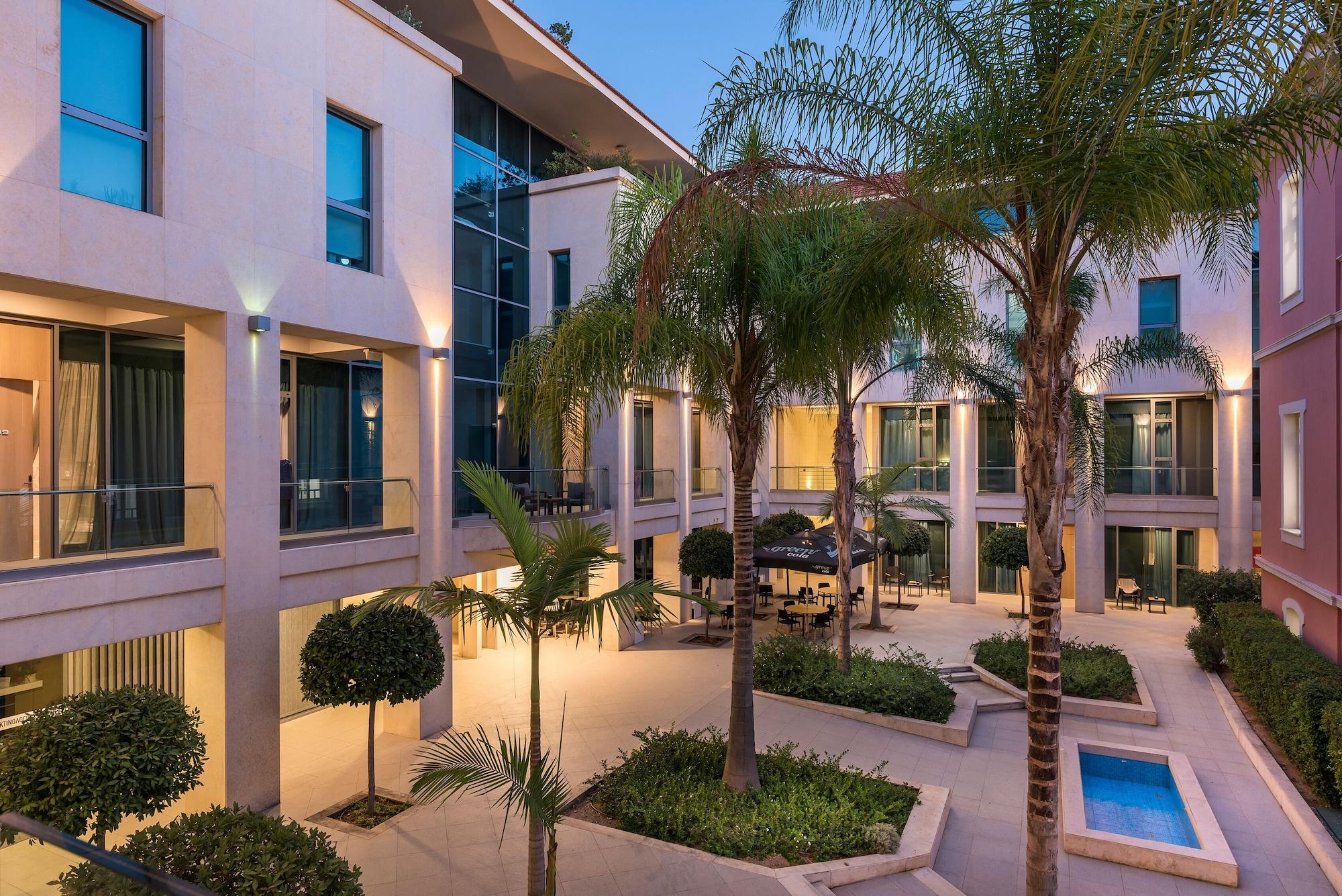 Trianon Luxury & 4* Chania (Crete)