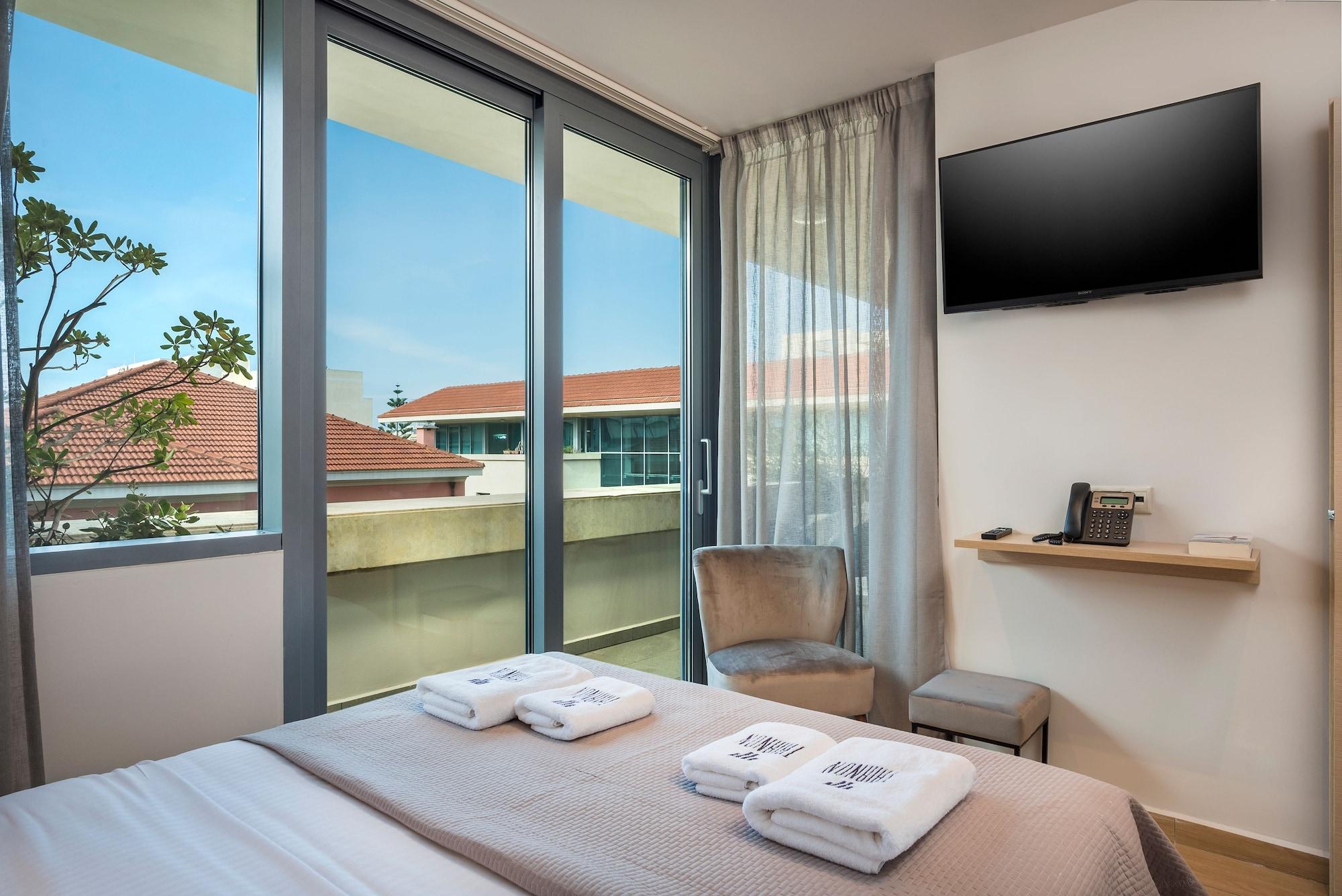 Trianon Luxury & Aparthotel