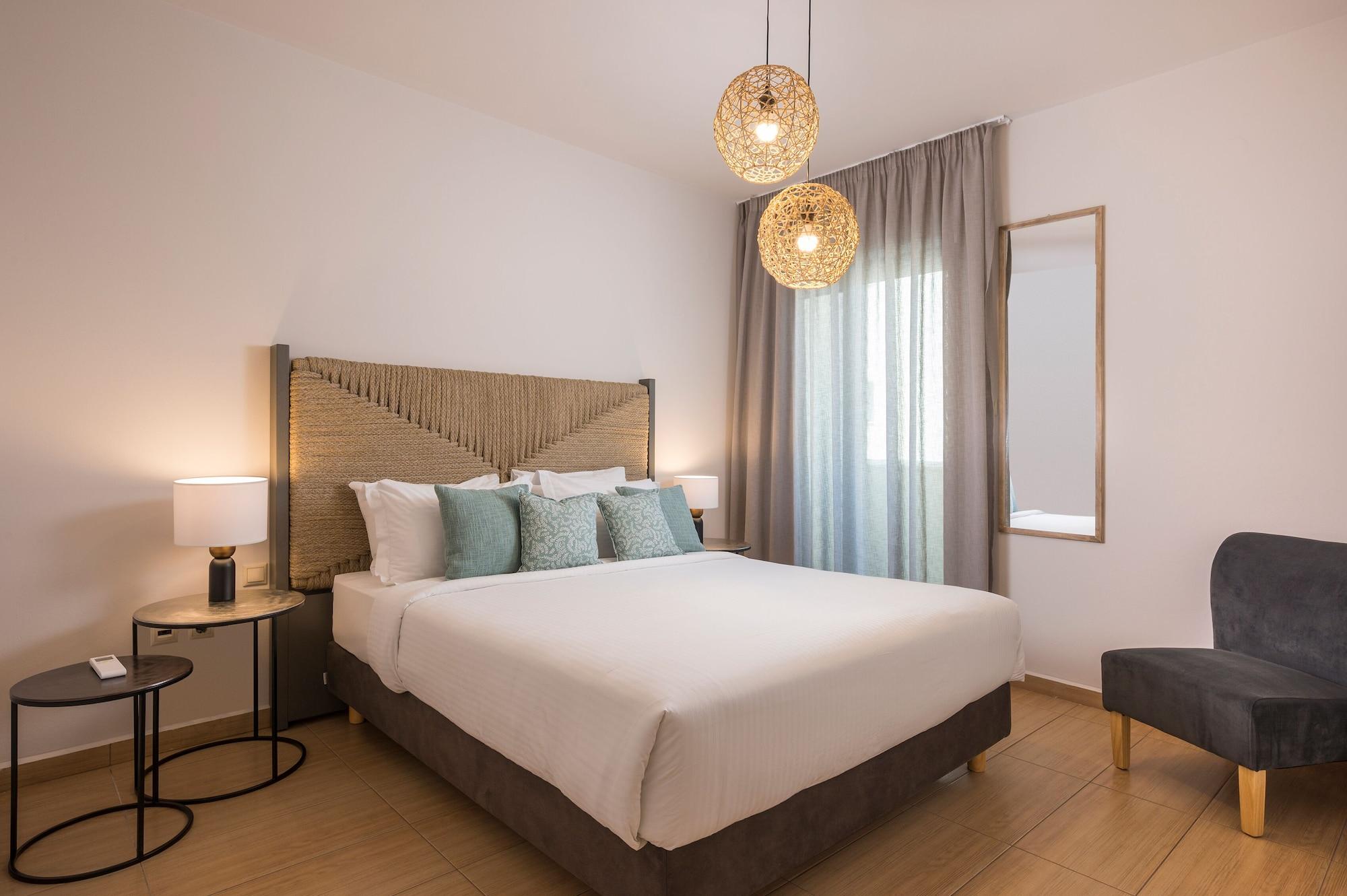 Trianon Luxury & Aparthotel
