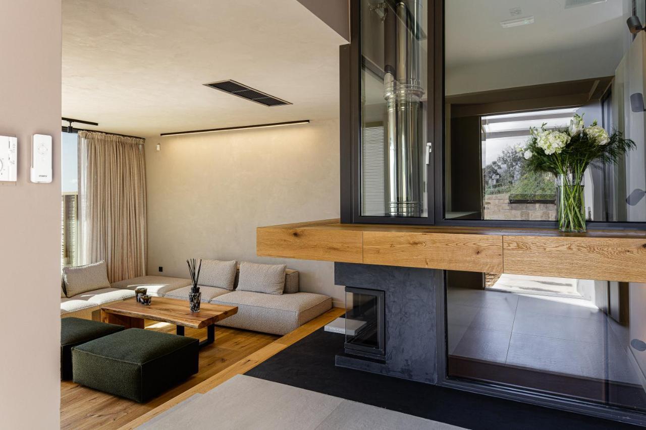 Omma Villa *
