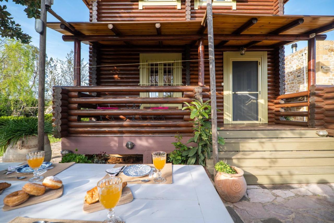 Wooden Villa, Big Garden, Mountain View *