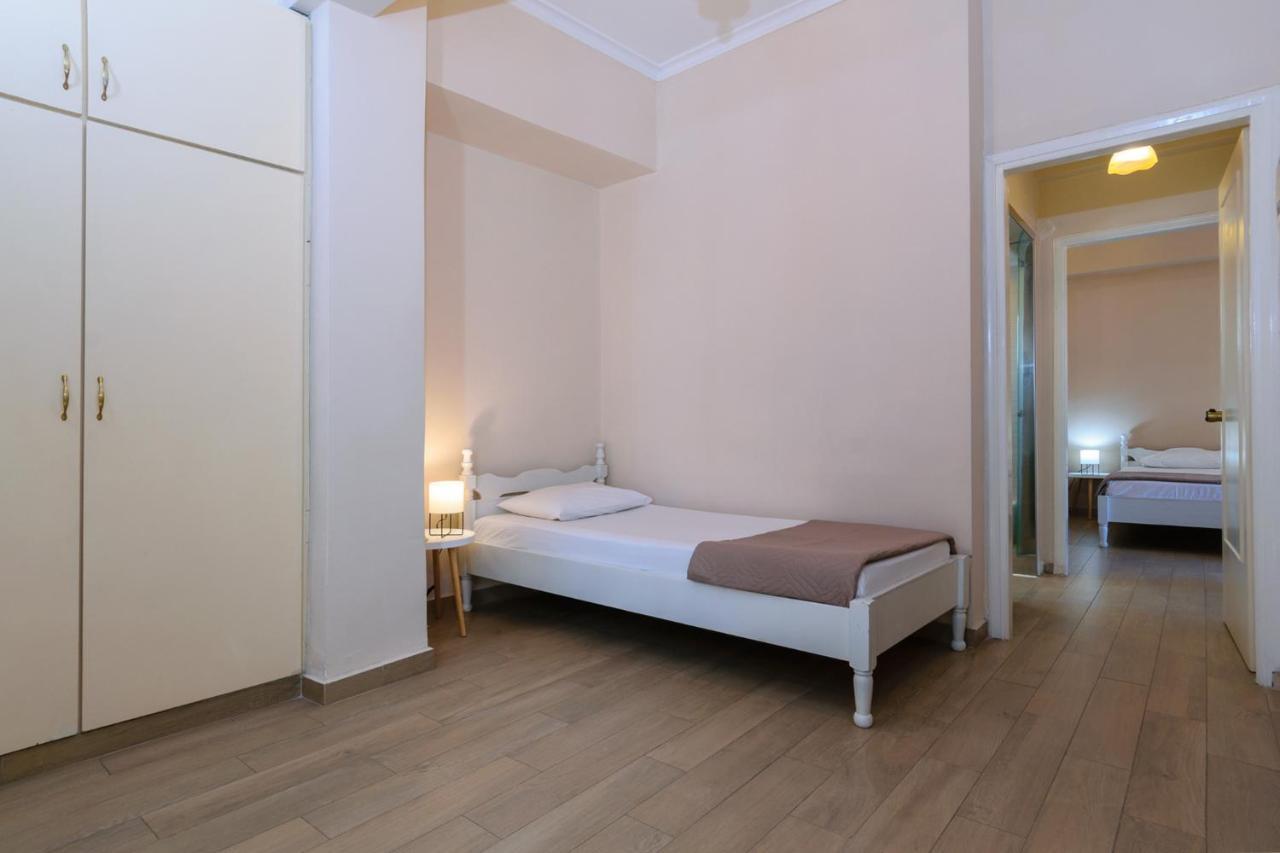 Archontiki Chrissi Akti Chania