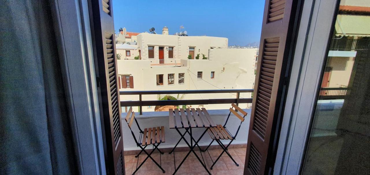 Amphitrite Chania (Crete)