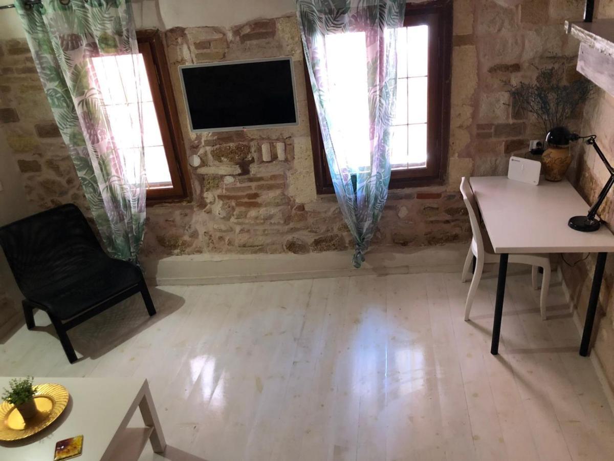 Rita House In Old Town Apartment *