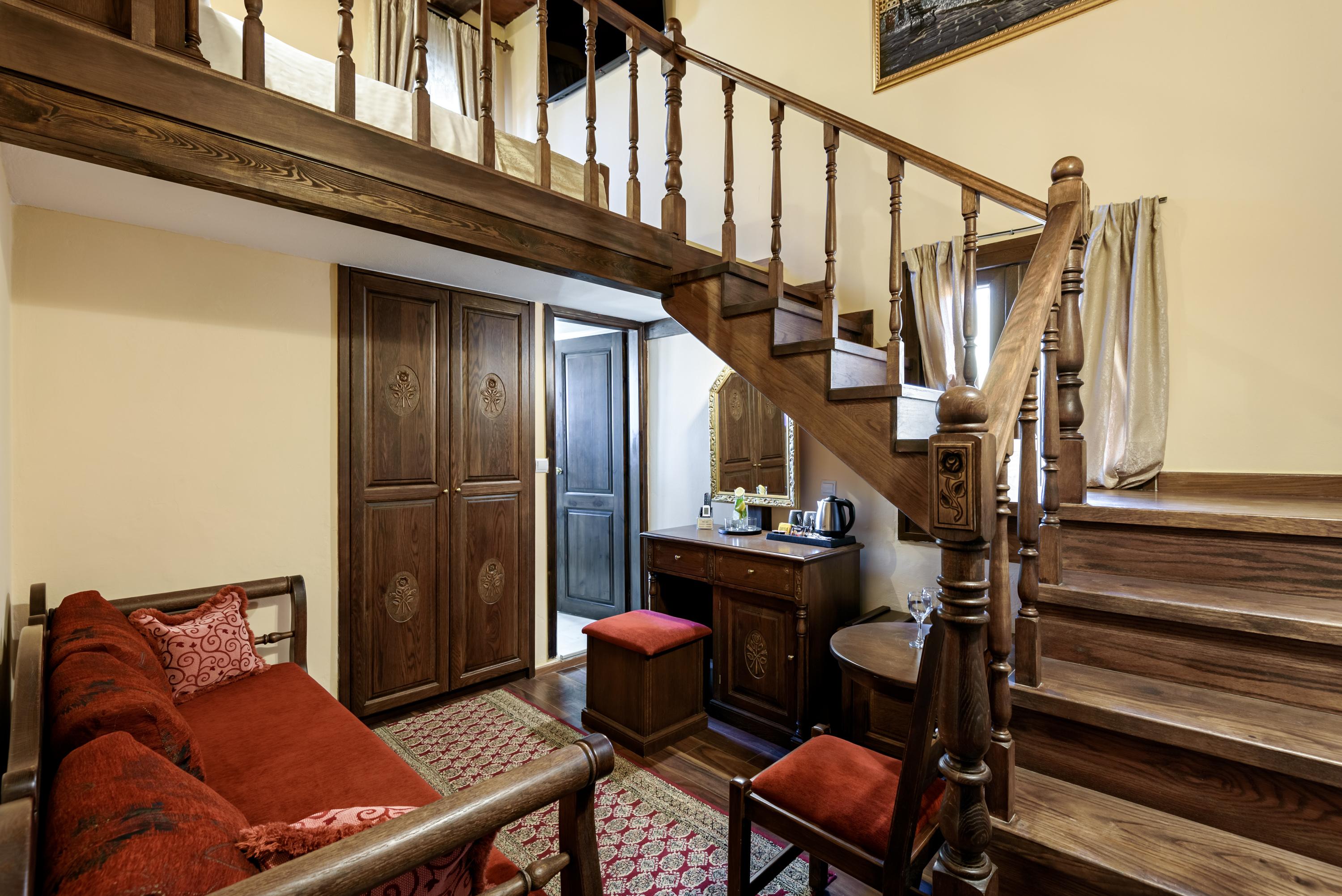 Porto Del Colombo Traditional Boutique