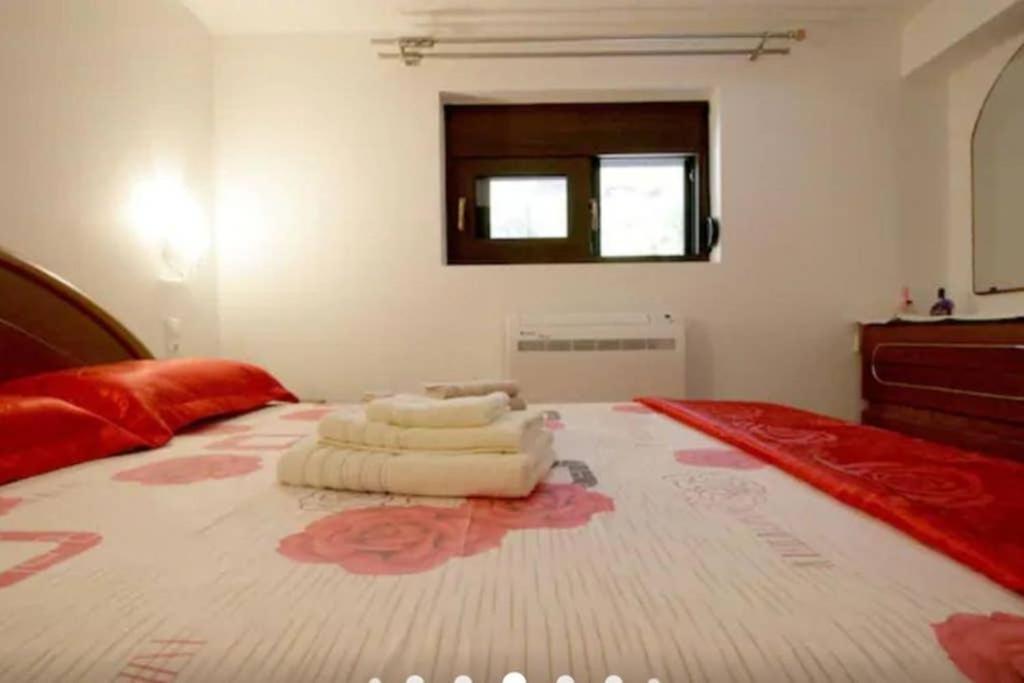 With Premium Facilities Chania (Crete)