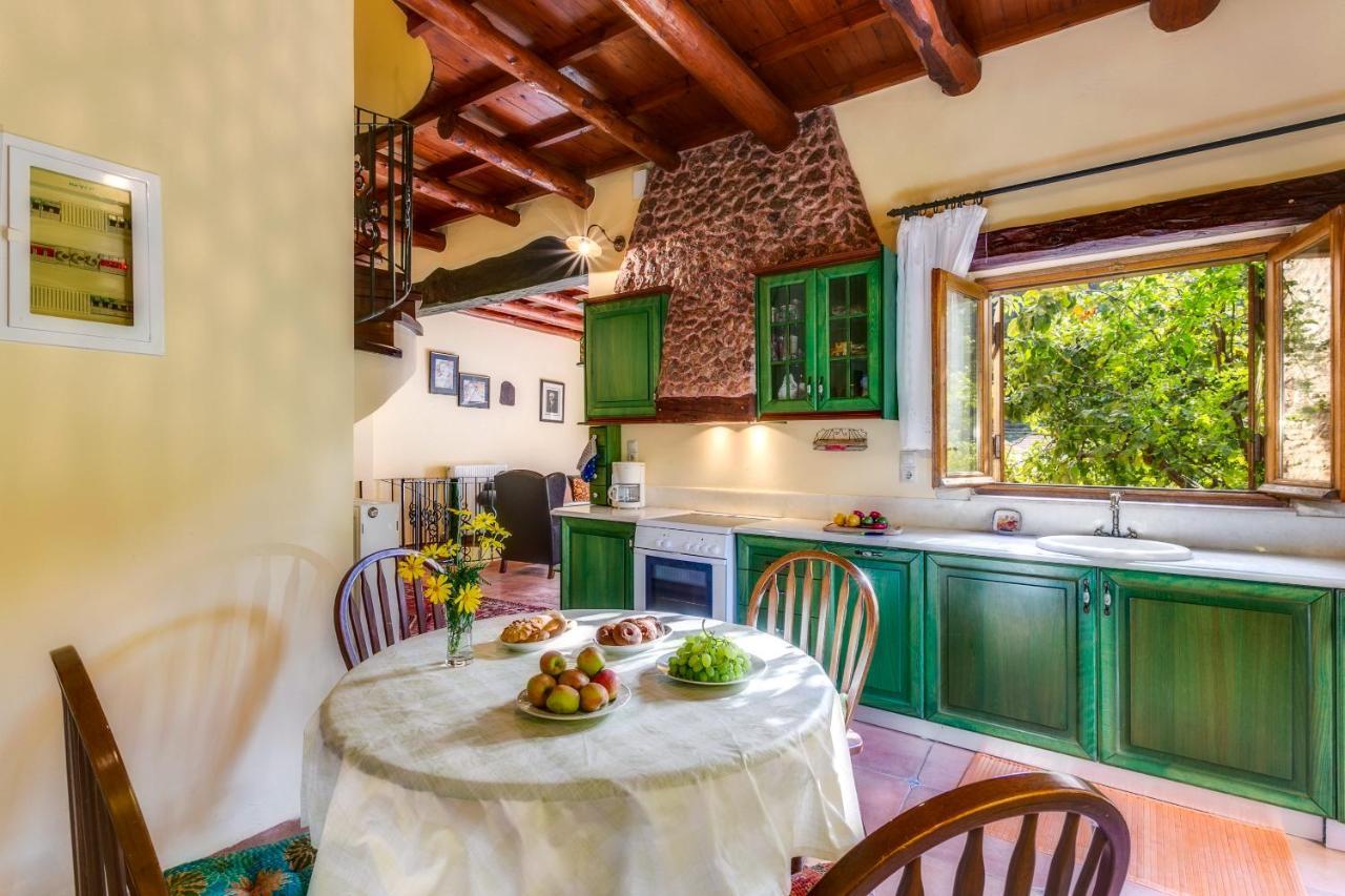 Ifigenia Lux Maisonette In Oldtown And In Theriso Vilage 14 Km Outside Of Chania * Chania (Crete)