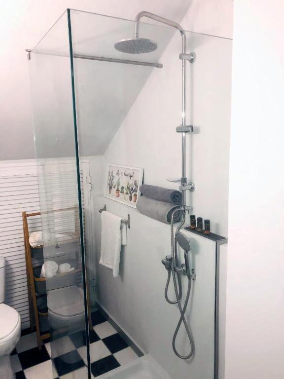 Place 55 Suites Apartment *