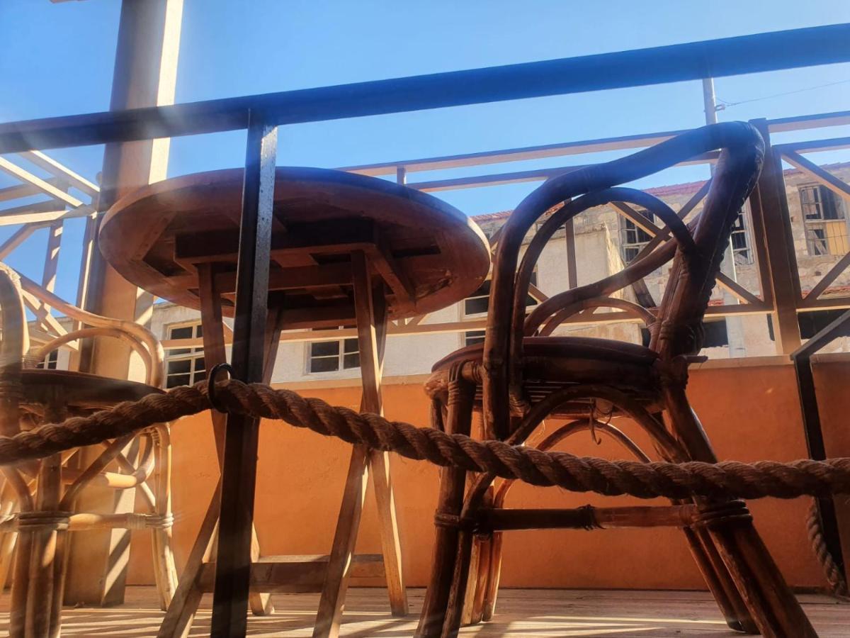Casa de férias Microcosmos Halepas Chrissi Akti Chania