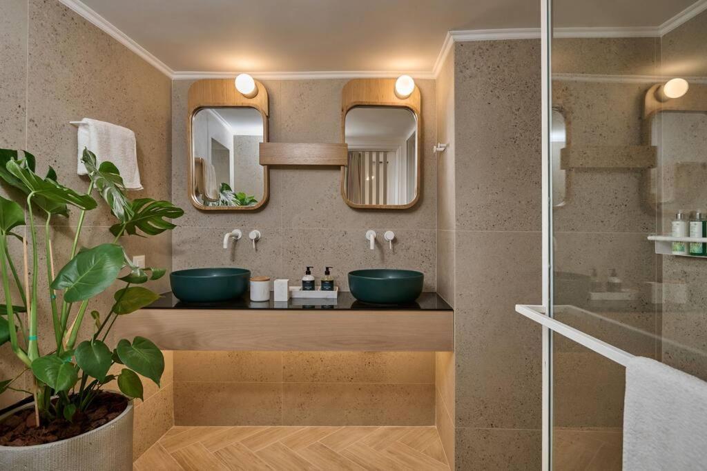Kaizen Chania - New Just 350m Away With Private Jacuzzi And Free Parking! Apartment Chania (Crete)