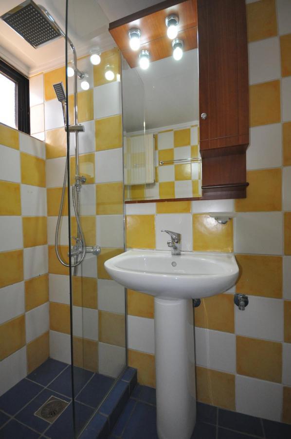 Apartments Chania *