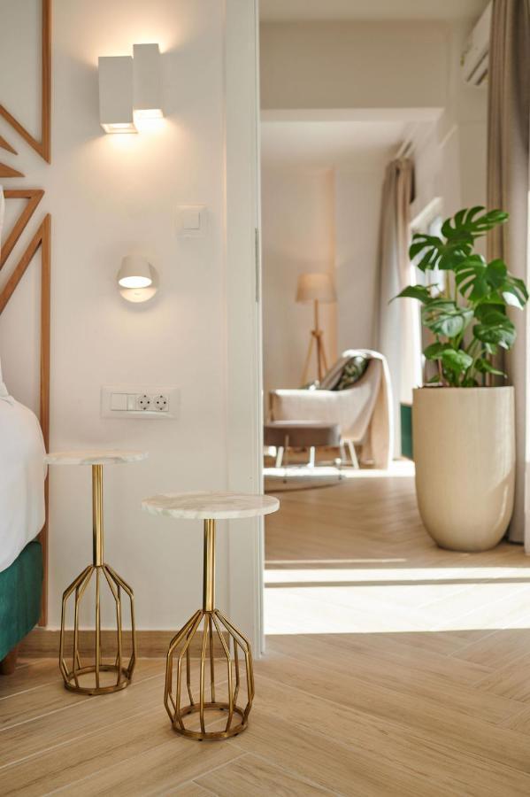 Kaizen Chania - New Just 350m Away With Private Jacuzzi And Free Parking!