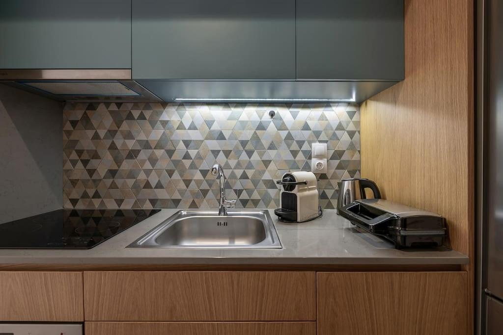 Apartment West *