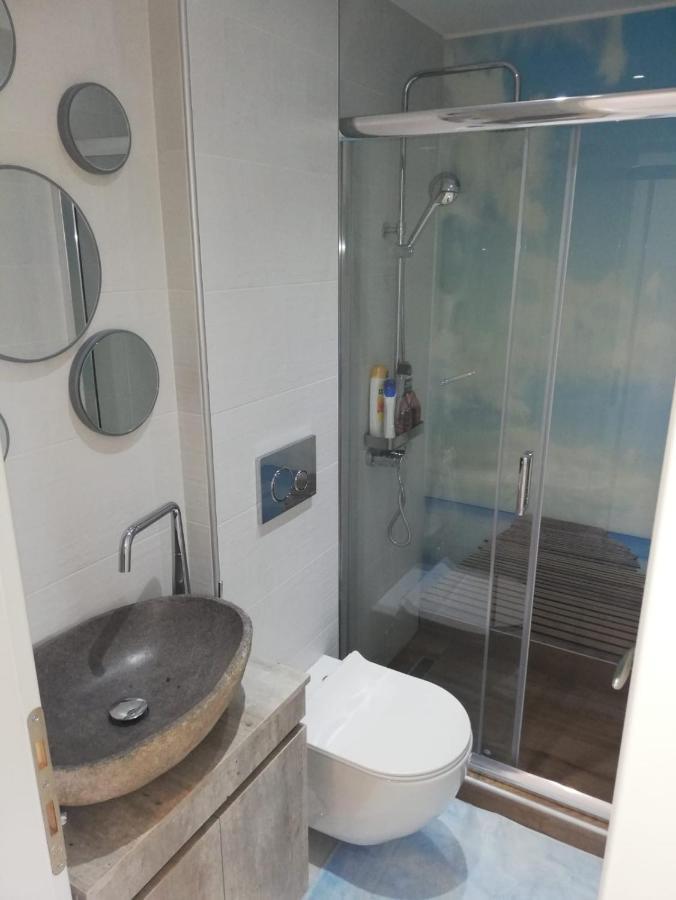 W Apartment *