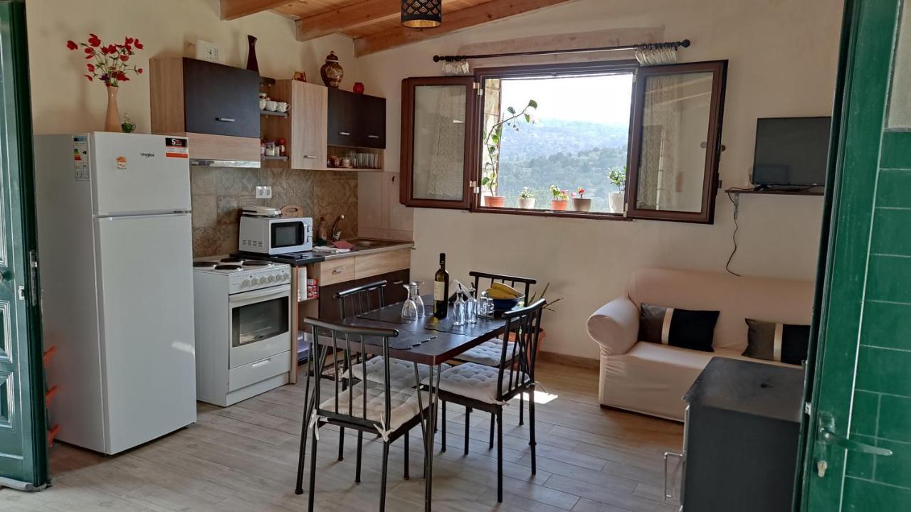 Ormilia Apartment