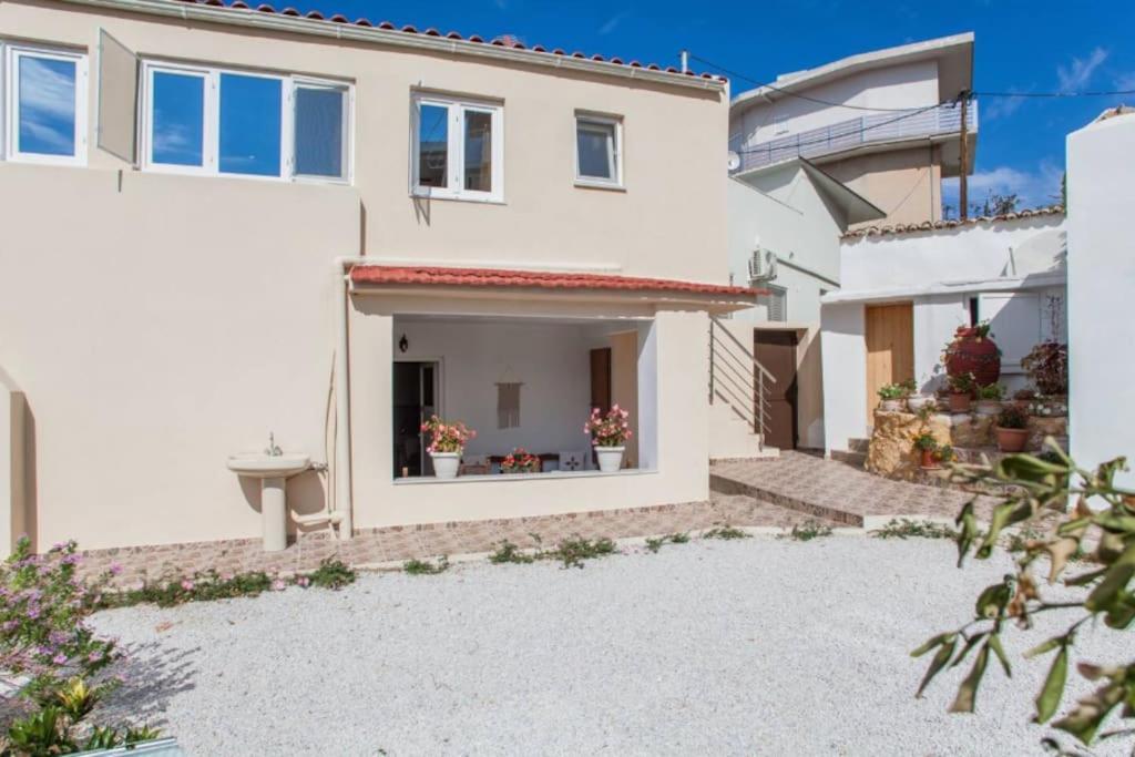 Newly Reconstructed Flat 107sqm! * Chania (Crete)