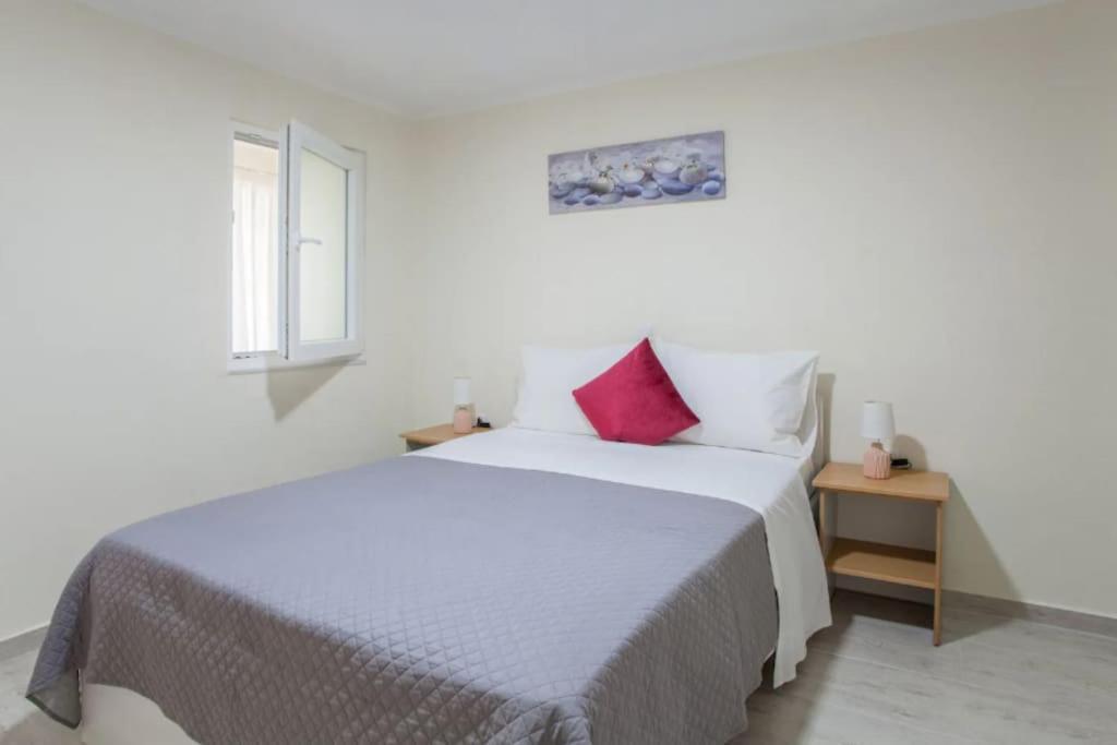 Apartment Newly Reconstructed Flat 107sqm! *