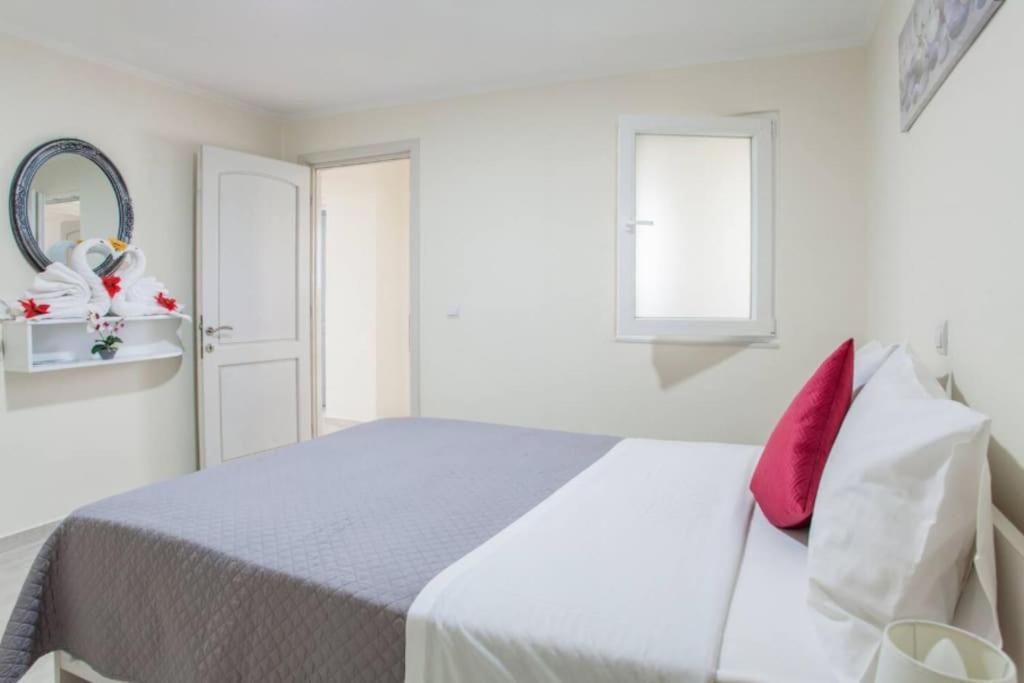Newly Reconstructed Flat 107sqm! Apartment