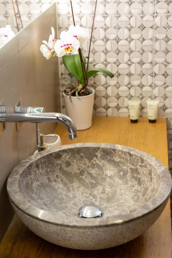Gk Halepa Luxury