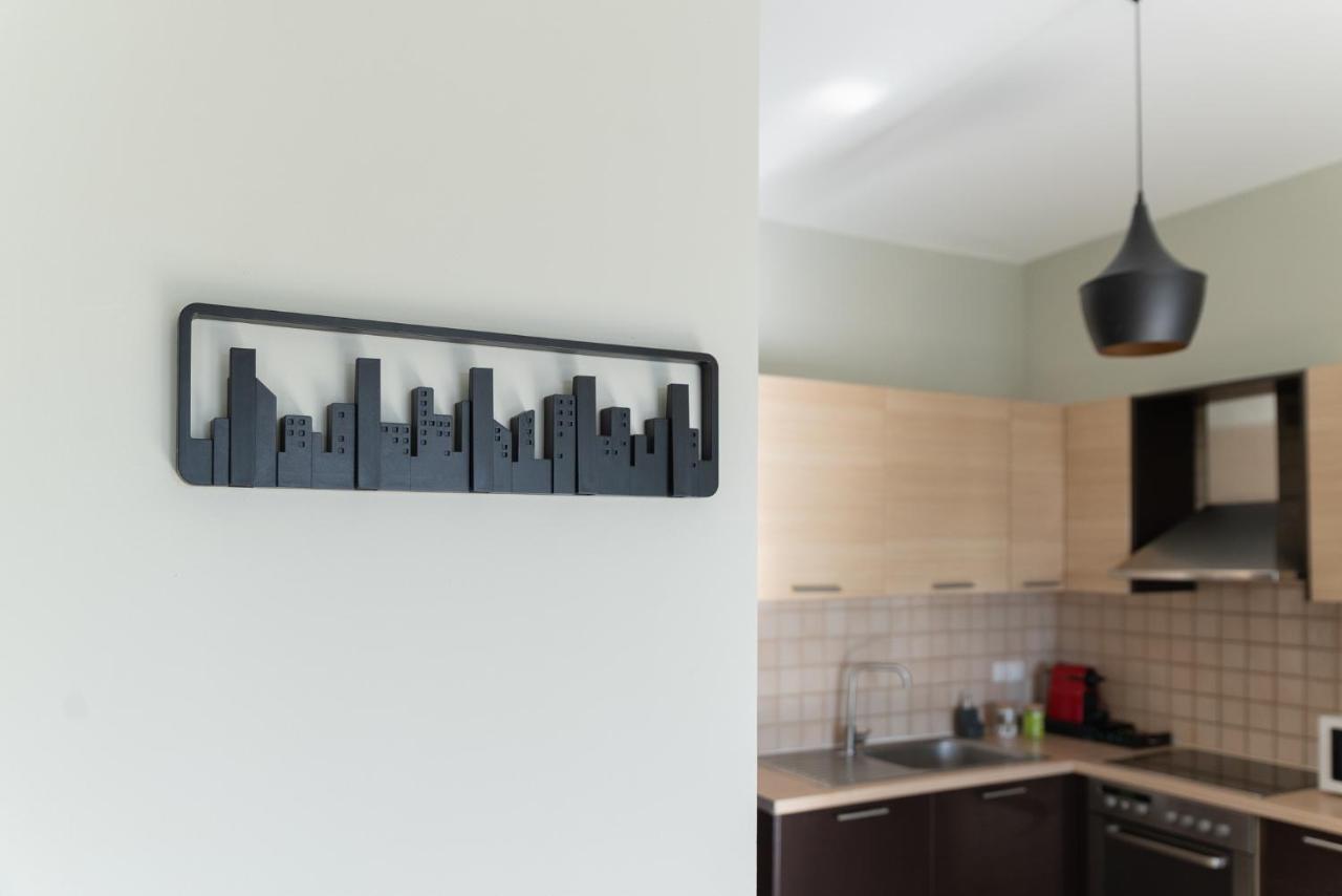 Apartment Dejaview Cozy By 8essentially *