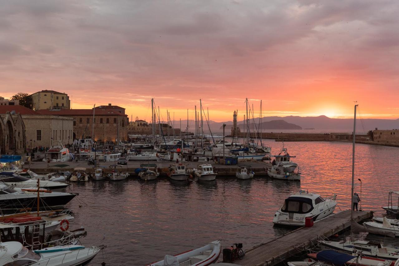 Destino Overlooking The Venetian Port Of Chania