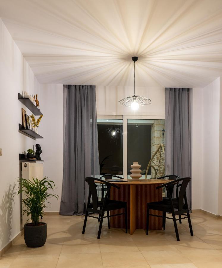 Ros Solis Luxure House Holiday home