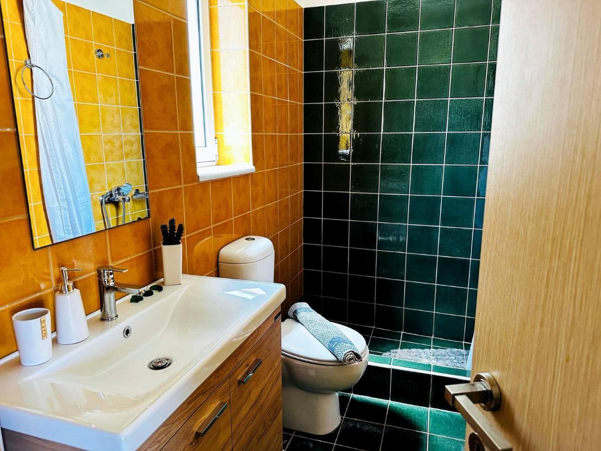 Cozy Snuggle- 2min To Beach, 6min Walk To Old Town Apartment *