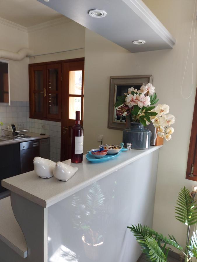 Eolia With Panoramic Chania View