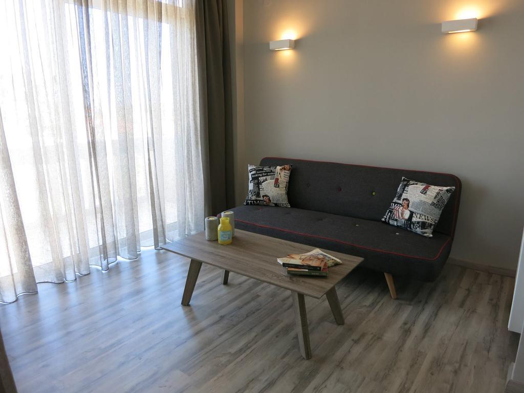 Pantheon Aparthotel