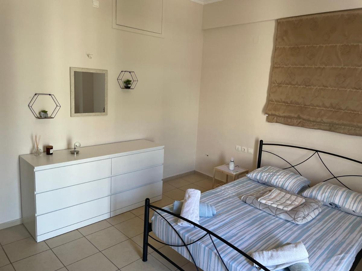 Tzitzifianaki Chrissi Akti Chania