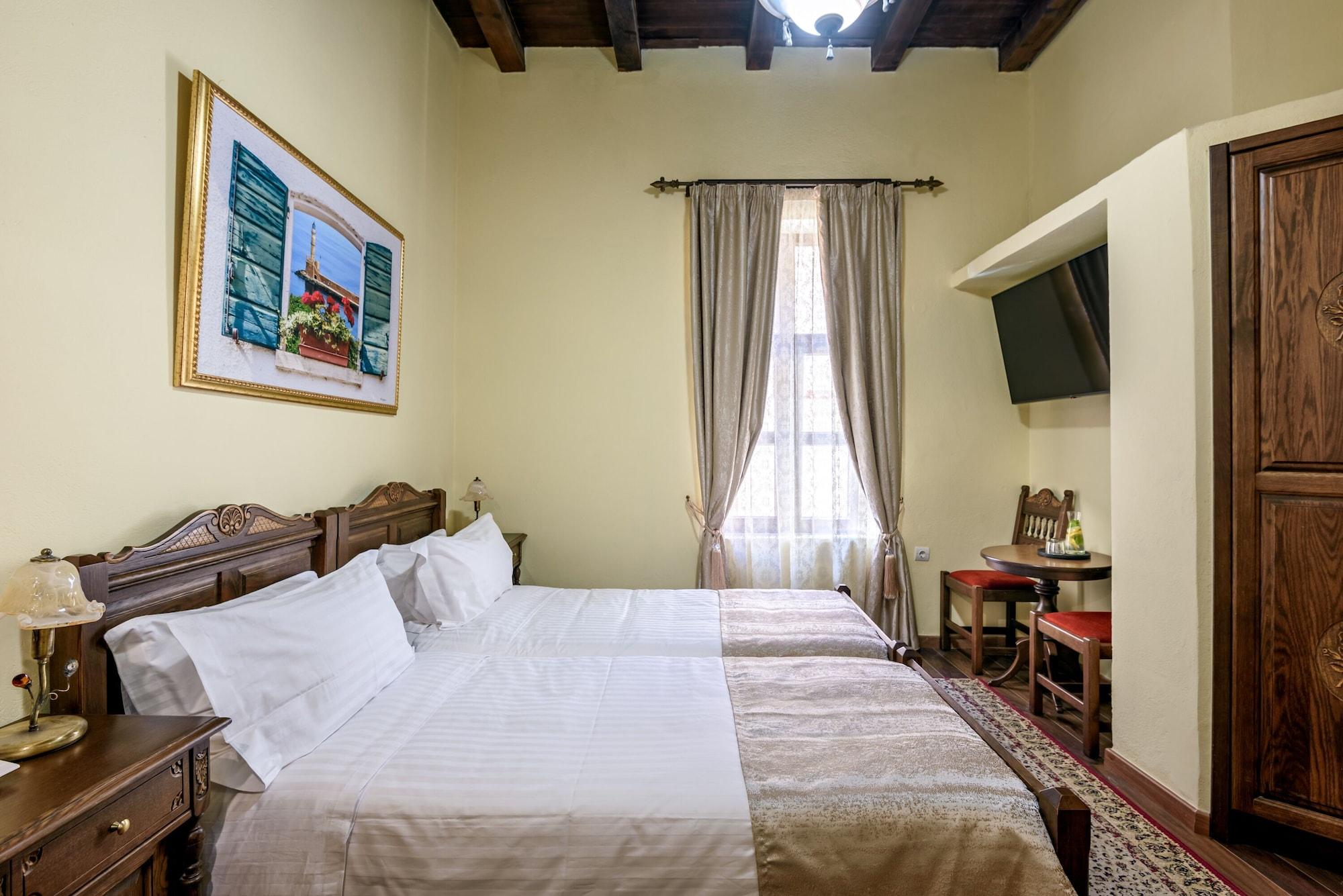 Porto Del Colombo Traditional Boutique