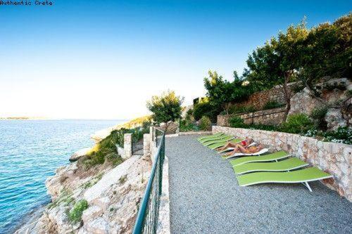 Chloe By The Sea Villa