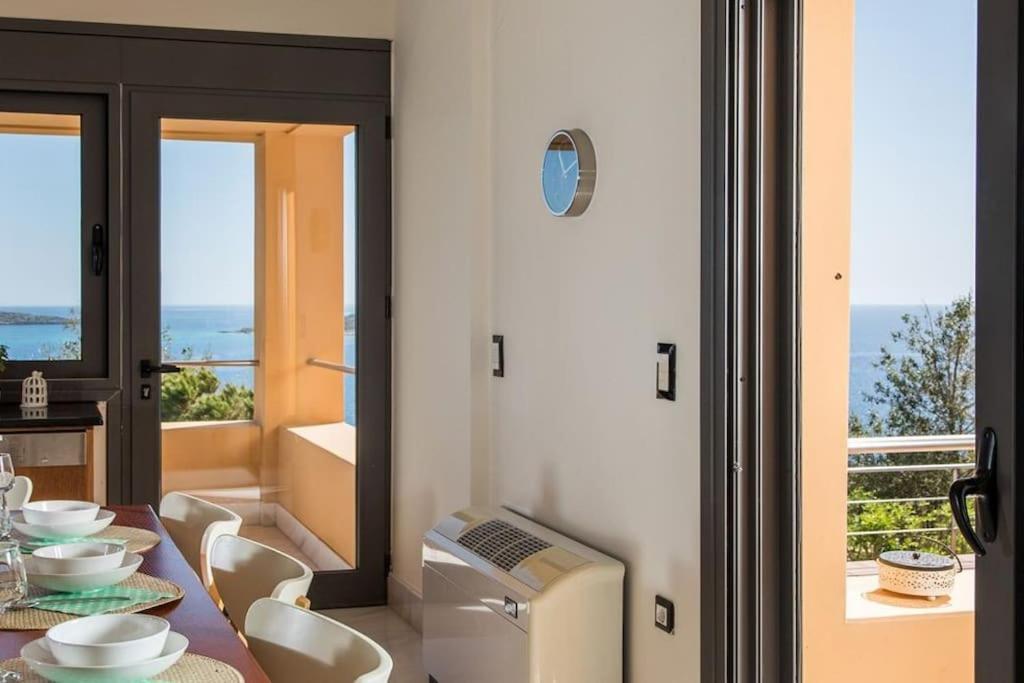Chloe By The Sea Villa