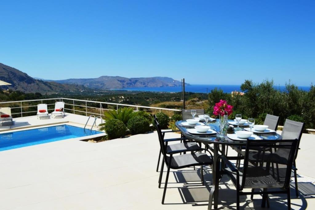 Vuna - Heated Pool -sea View