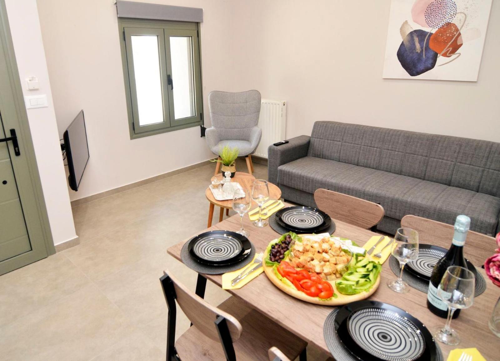 Manolis Cozy Apartment