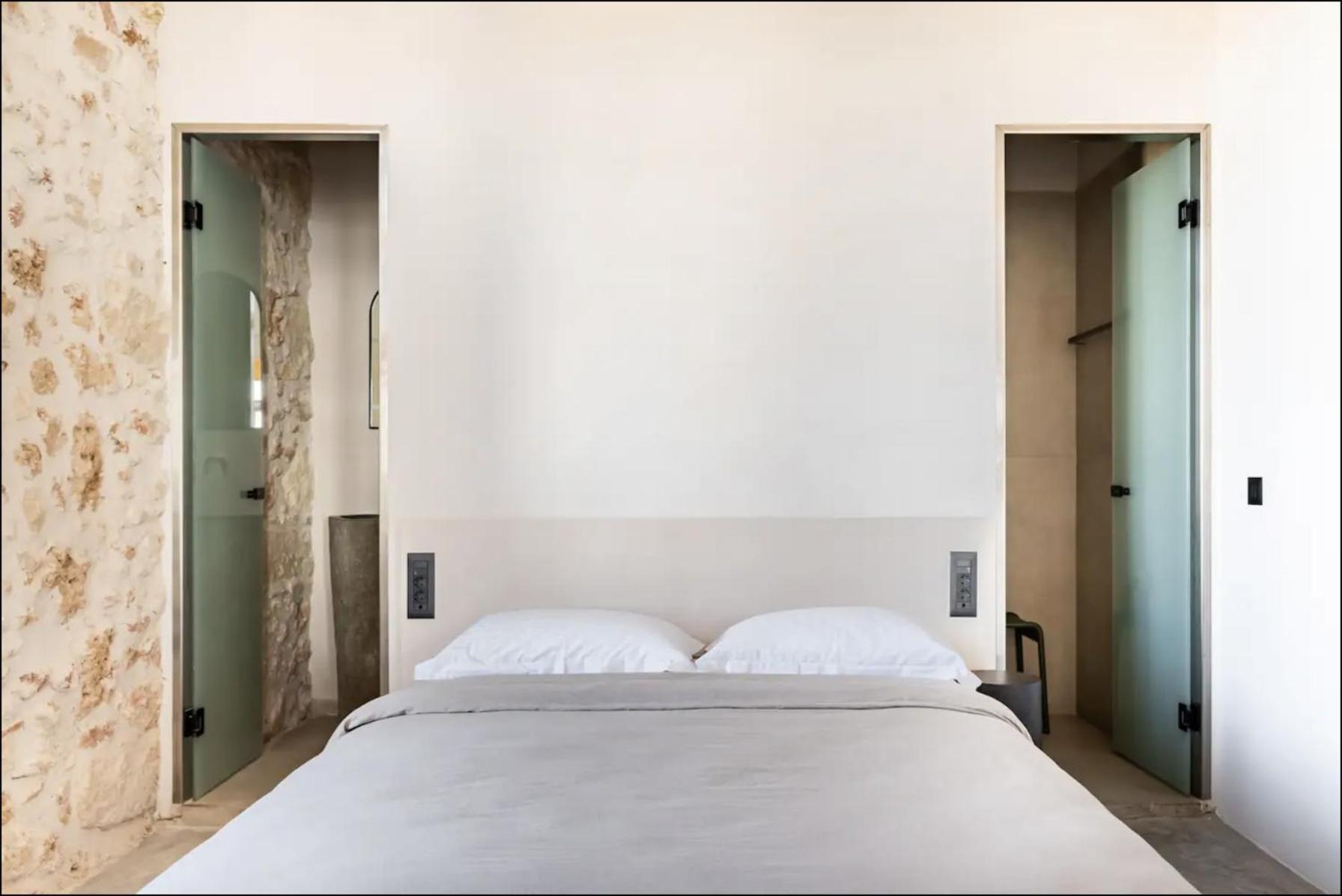 Petra - Casa Casa Group * Chania (Crete)