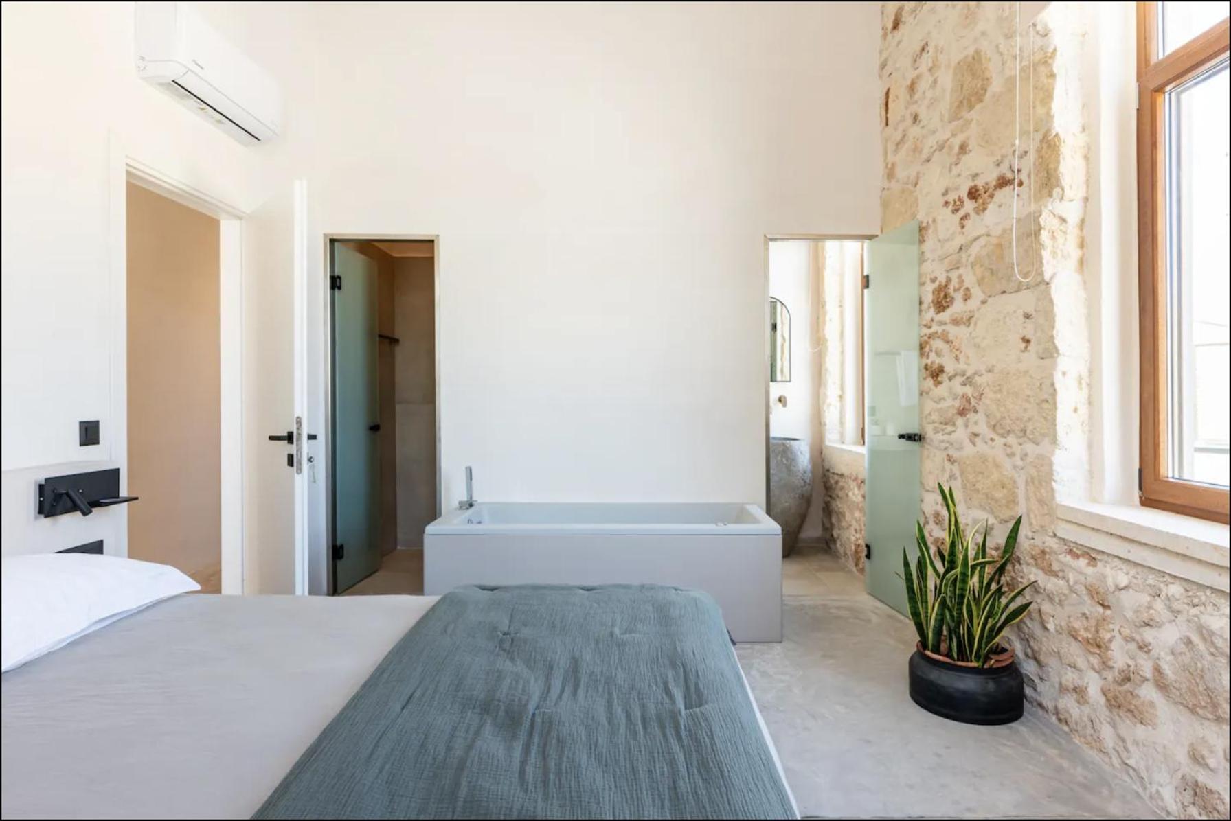 Petra - Casa Casa Group Chania (Crete)
