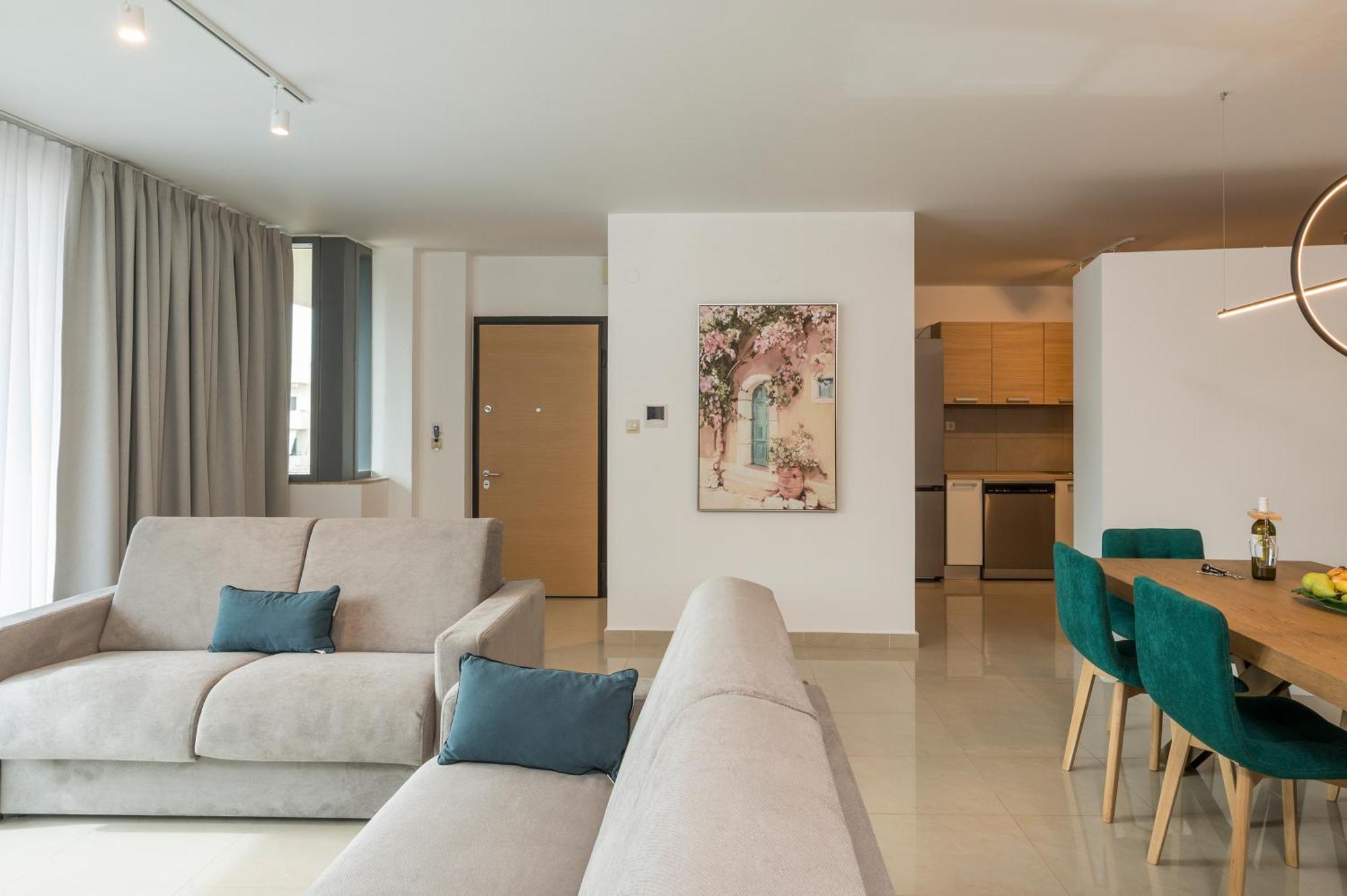 Trianon Luxury & 4* Chania (Crete)