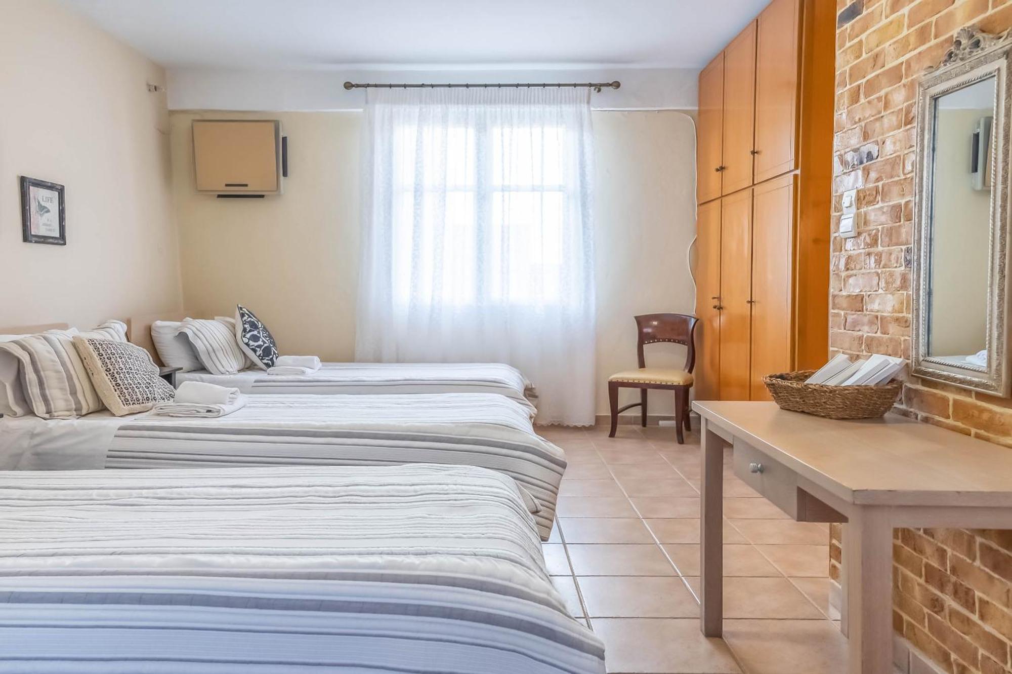 Golden Nest Holiday home *