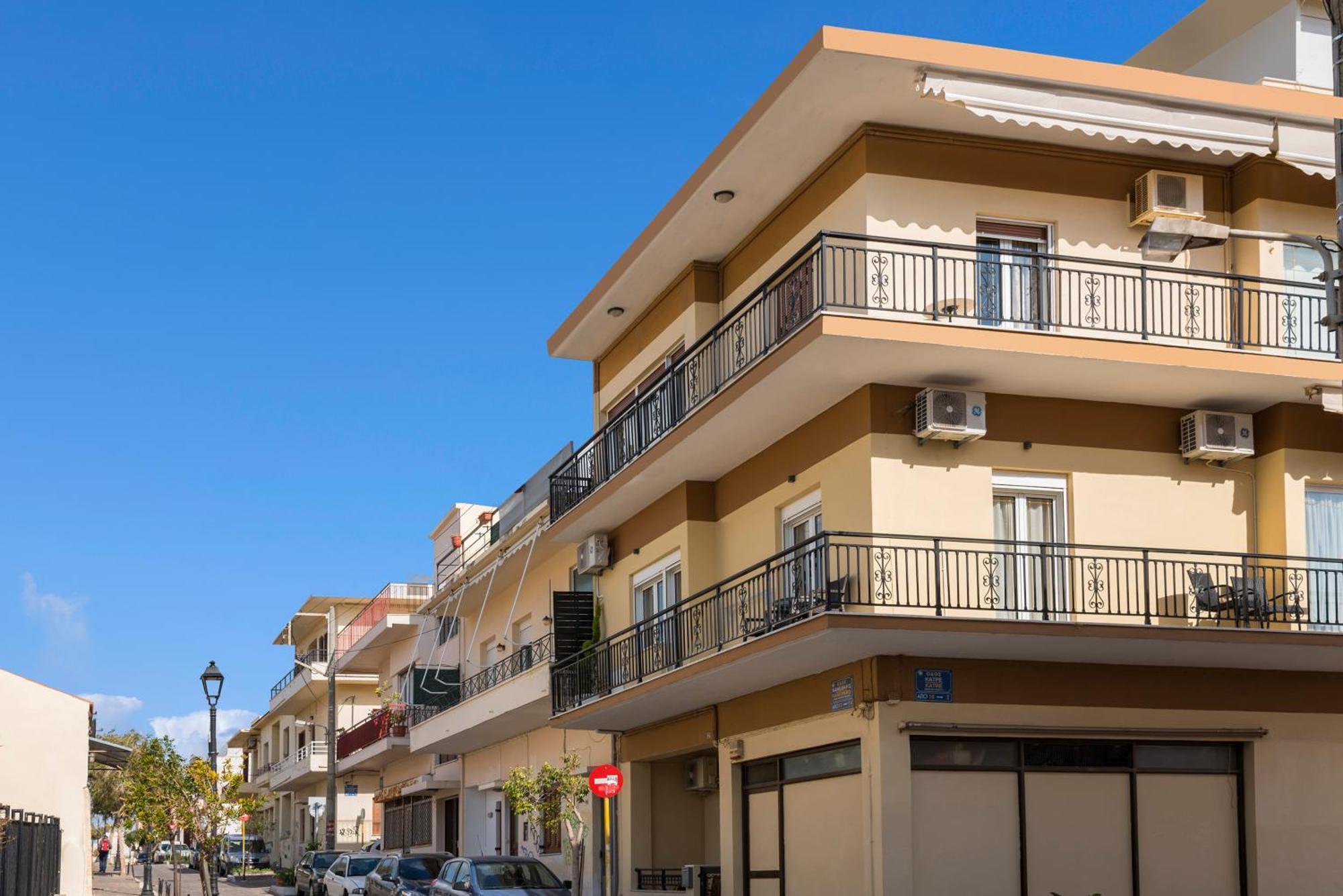 Old Harbor Luxury Living Chania *
