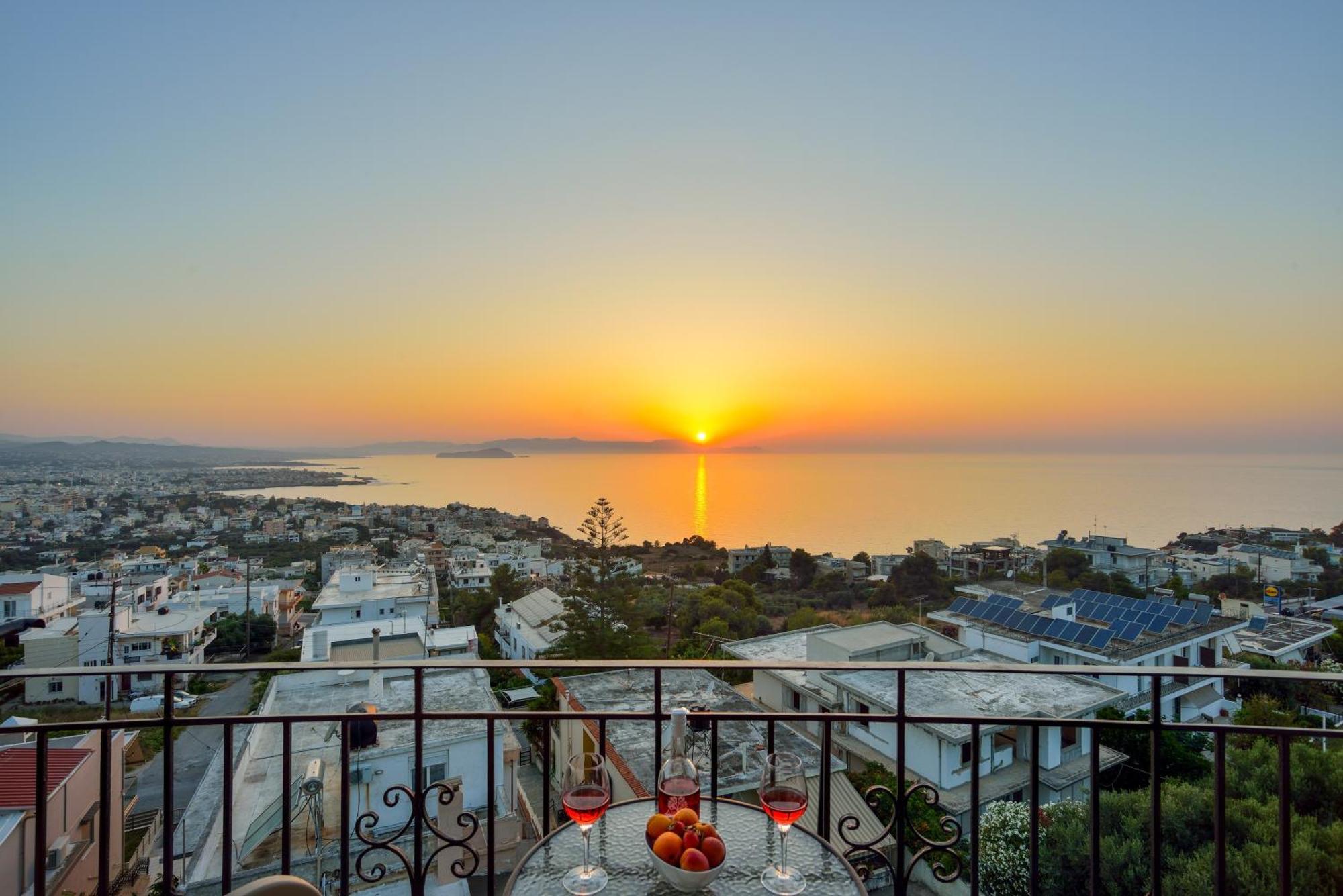 Apartment Loucerna Chania *