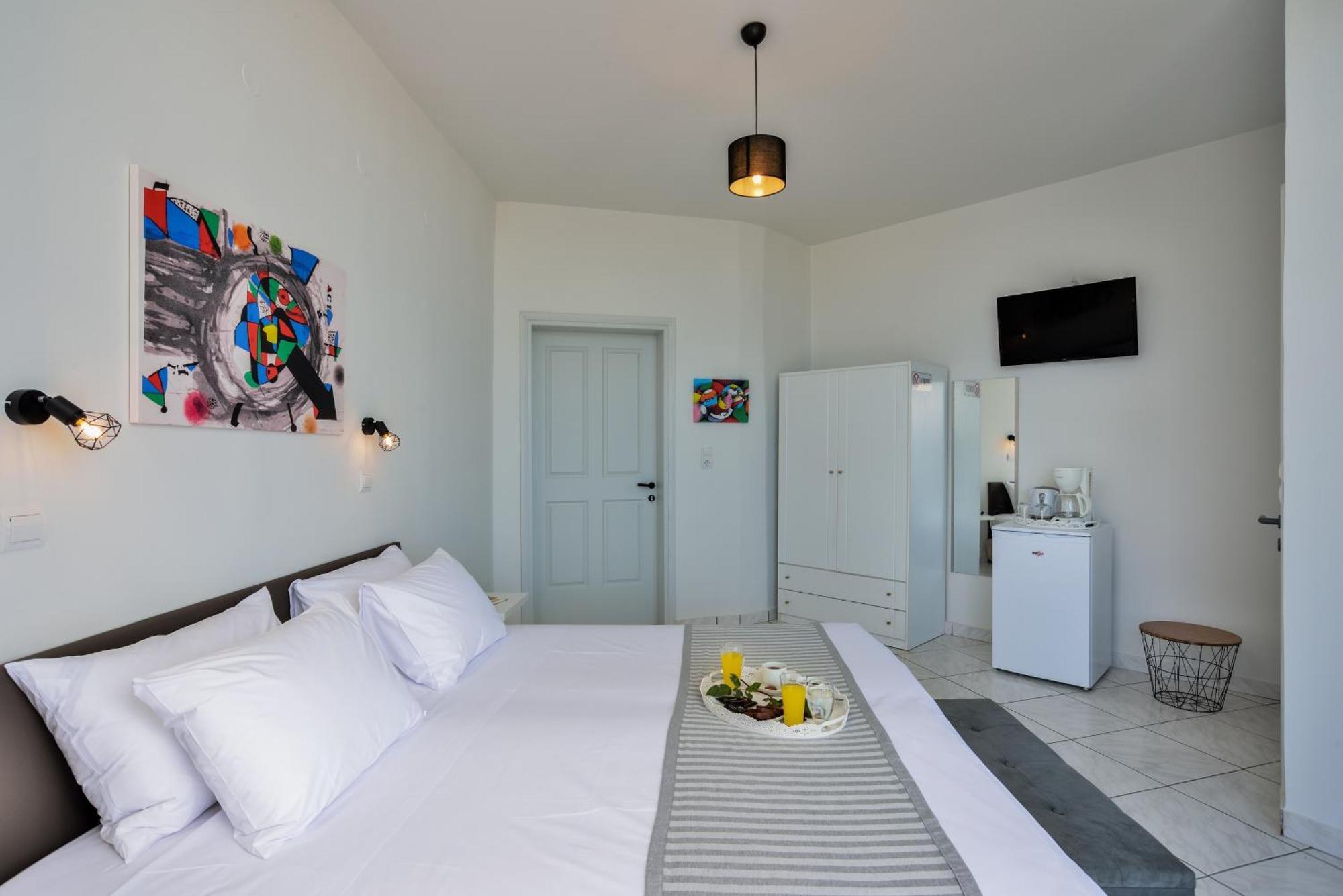 Apartment Loucerna Chania *