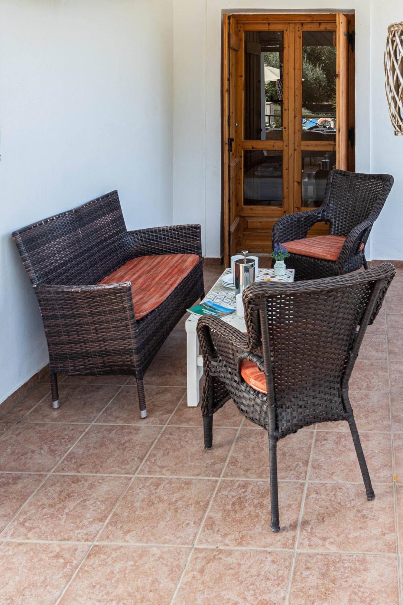 Asteria Not Overlooked, 3 Min Drive To Villa Chania (Crete)