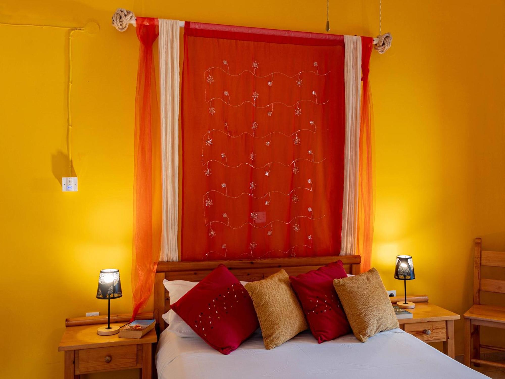 Asteria Not Overlooked, 3 Min Drive To *