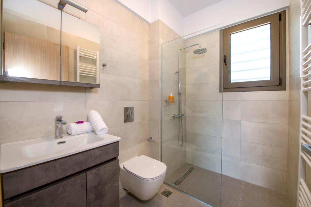 α ηeaven View Park Gem - Chania Getaway Apartment